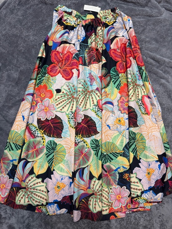 Christian Siriano Dresses & Skirts - Christian Siriano Multicolor Tropical Floral Print Skirt